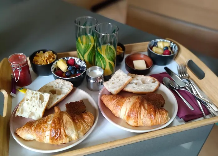 Oda ve Kahvaltı La Chamade En Beaujolais 3*