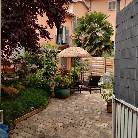 Bed & Breakfast La Chamade En Beaujolais